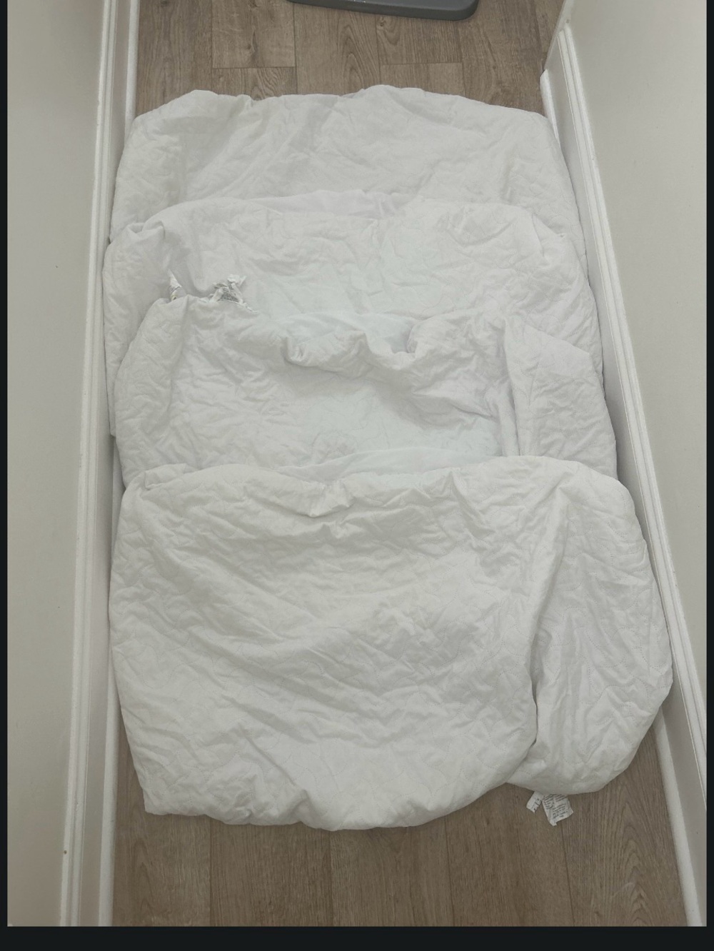 4 waterproof crib mattress covers